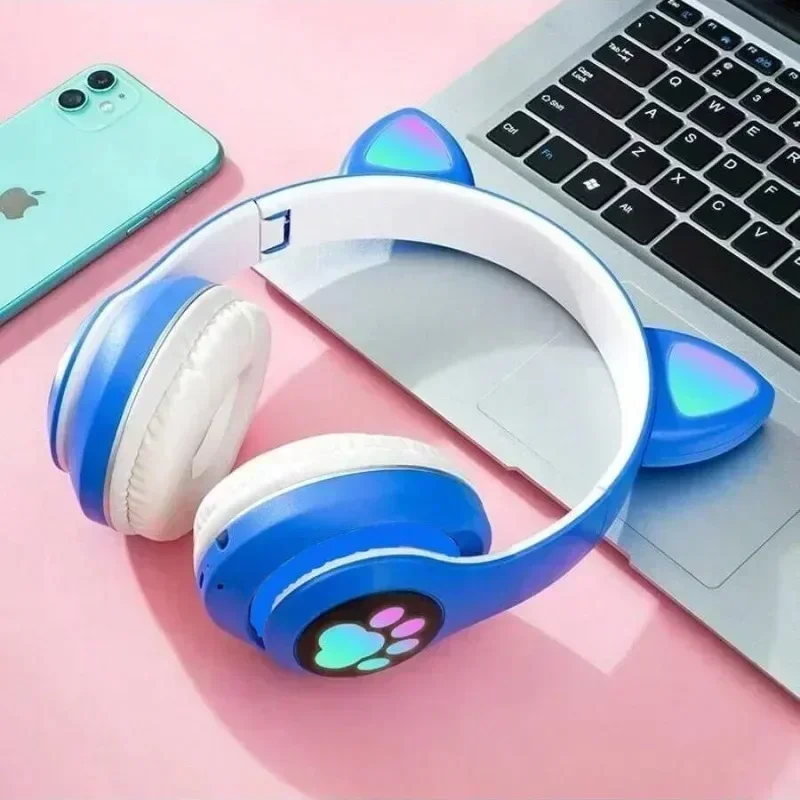 casque avec oreilles de chat